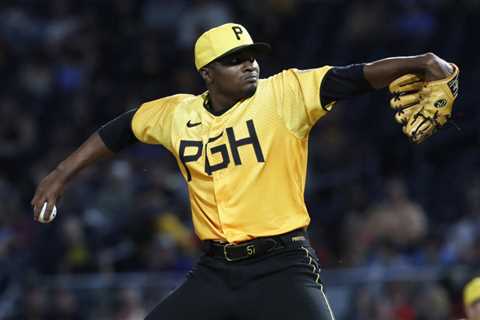 Pirates Place Yerry De Los Santos On Outright Waivers