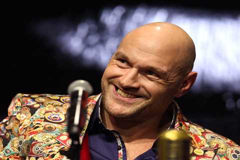 Tyson Fury Forced to Cancel Christmas Plans as Heavyweight Clash with Oleksandr Usyk Confirmed