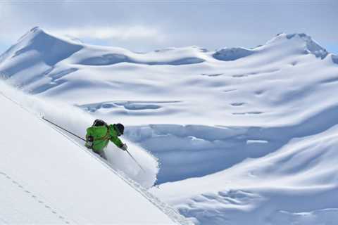 Heli Skiing & Off-Piste Skiing: Destinations Around The World