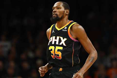 Suns’ Kevin Durant Moves Into Top 10 on NBA Career Scoring List