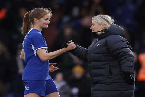 Emma Hayes Committed to Leading Chelsea to Seventh WSL Crown