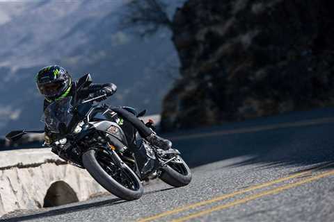 Kawasaki’s Original Ninja 250 Grows to a Ninja 500 Sportbike