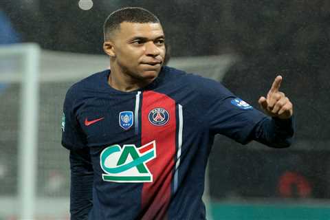 Kylian Mbappe 'Willing to Join Arsenal' with PSG Star Dreaming of Following in Gunners Legend..