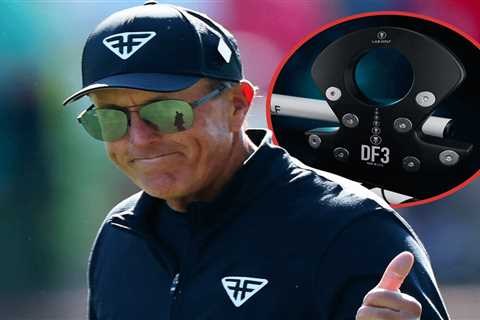 Phil Mickelson Tests LAB Putter at LIV Tournament