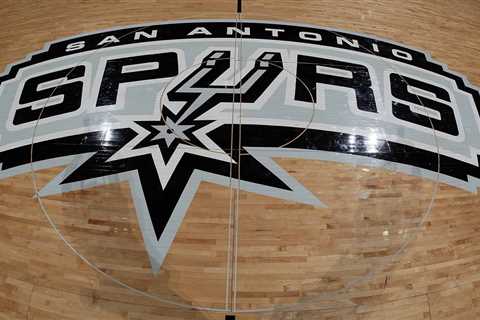 Spurs Agree To Contract Buyout With Notable Veteran