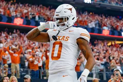 Chiefs Draft: Texas TE Ja’Tavion Sanders met with team at the Combine