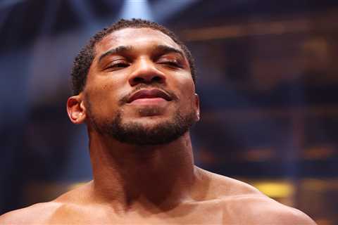 Anthony Joshua and Tyson Fury in Talks for Two-Fight Deal at Wembley