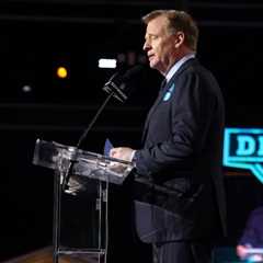 Insider Believes 1 NFL Team Is ‘Unlikely’ To Trade Down In Draft