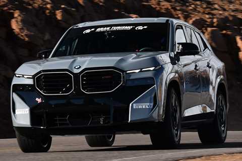 Watch The BMW XM Thunder Up Pikes Peak