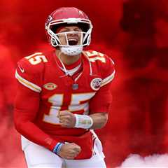 NFL Playoff Stat Shows How Patrick Mahomes Is In His Own League