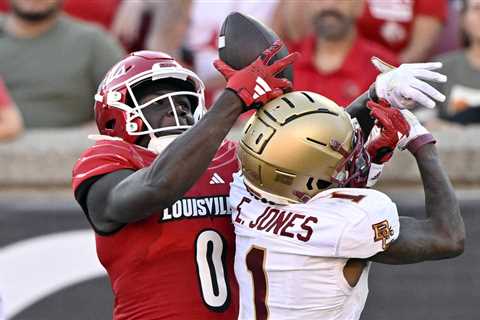 Watch: Louisville WR Chris Bell fights through interference to make shoe-string TD catch