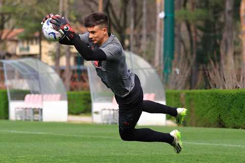 Academy goalkeeper aged 19 has been called up for Milan-Genoa