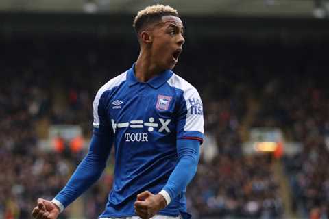 Ipswich Town Eyes £20m Move For Omari Hutchinson