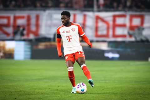 Chelsea Eyes Bayern Munich’s Alphonso Davies For Reinforcement