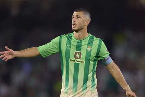 Barcelona target Guido Rodriguez in the dark over his future after leaving Real Betis