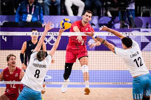 Aaron Russell, USA men sweep Argentina in Olympics volleyball opener