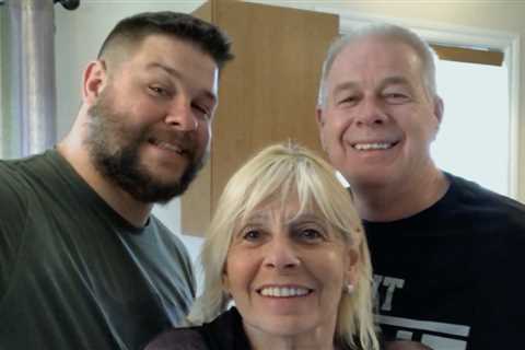 Kevin Owens updates us on his WWE contract status, and his mom’s health