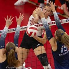 Volleyball Today: Huskers hold off Creighton; SMU tops Baylor; 28 kills for Li