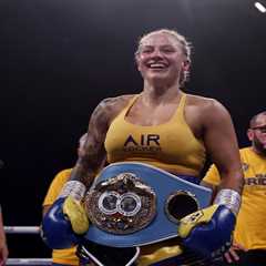 Boxer Ebanie Bridges Reveals Pregnancy at Boxing Event