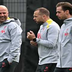 Heitinga's About to Ditch Liverpool for Ajax (And Honestly, I Can't Blame Him)