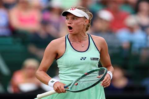 This Ukrainian Star Could Ruin Coco Gauff's Wimbledon Dreams (And She's Literally Allergic to Grass)