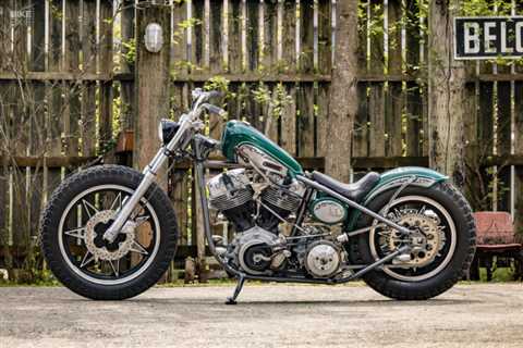 Gentleman’s Daily: A 1979 Harley Electra Glide Bobber from Japan