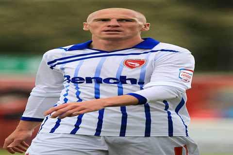 This 46-Year-Old Is Still Terrorizing Defenders (And His Only Premier League Game Was Against..