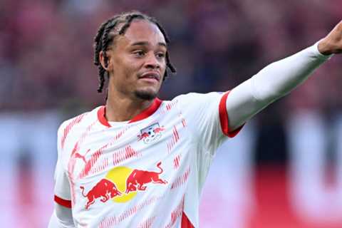 Simons Favors Chelsea Move as Leipzig Talks Continue