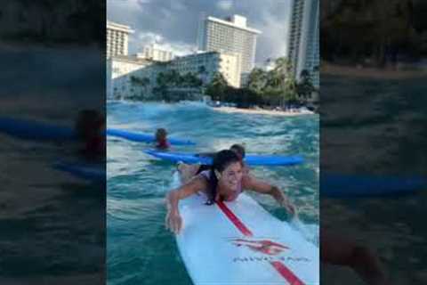 Waikiki Surf Lesson with @DiveOahu