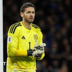 Gordon Not Pushing for Hearts Loan Despite Lack of Game Time