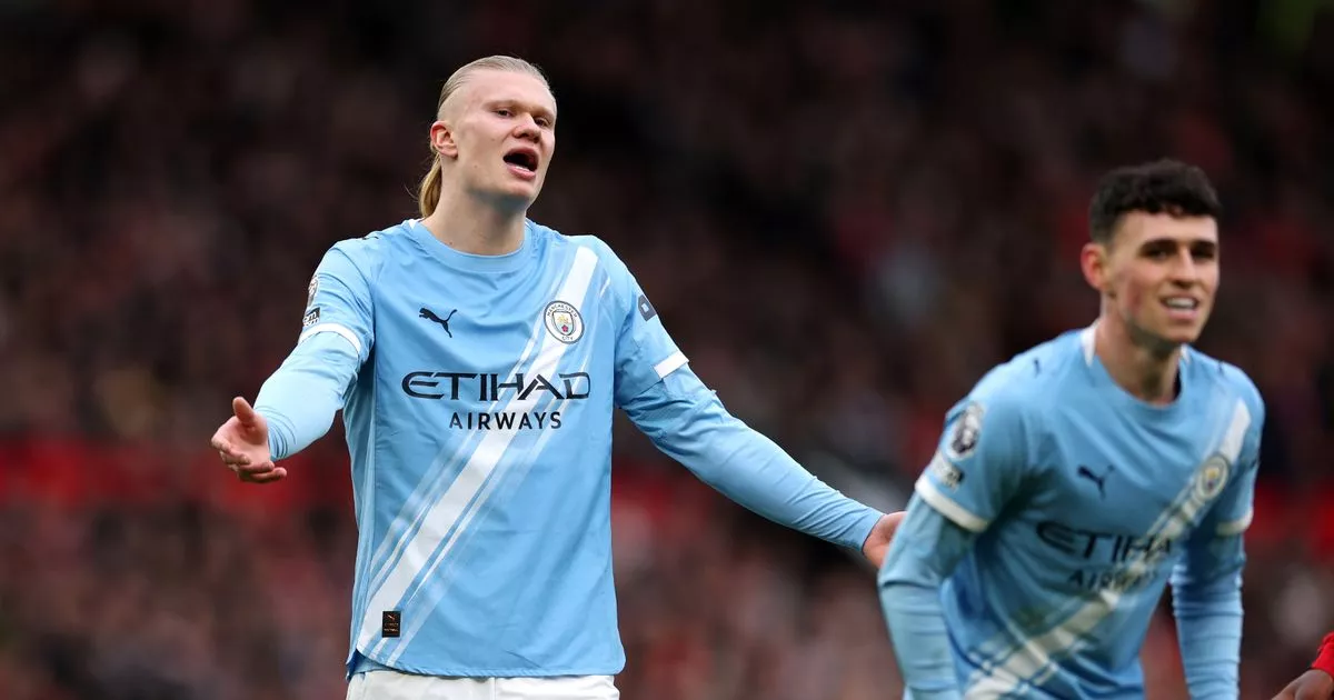 Man City Lose 2-0 to Man Utd as Arsenal Get Title Boost
