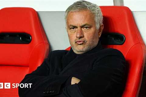 Mourinho Makes Benfica Players Sleep at Training Ground